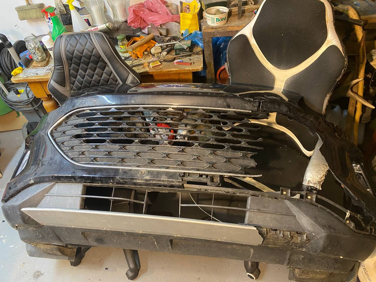 передній бампер Ford Escape 