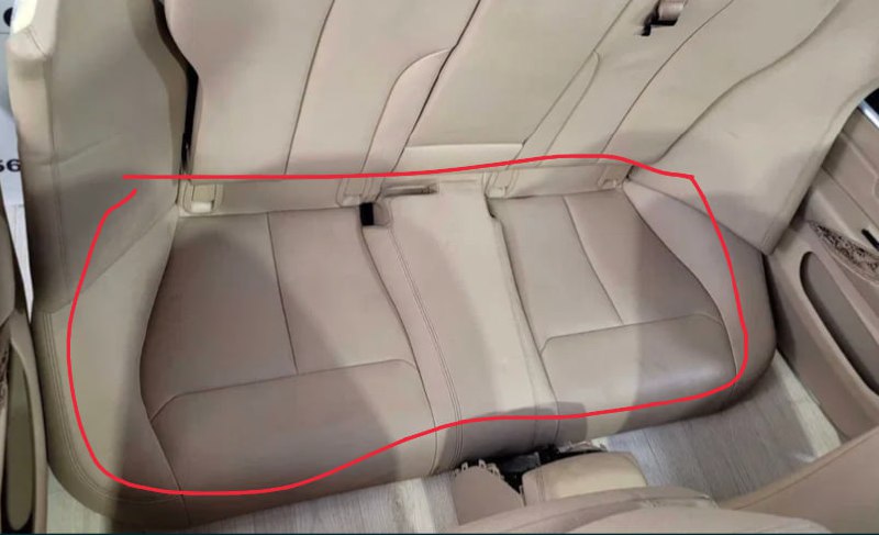 низ бежевый BMW 