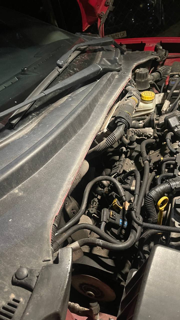 уплотнитель на жабо Alfa Romeo MiTo 