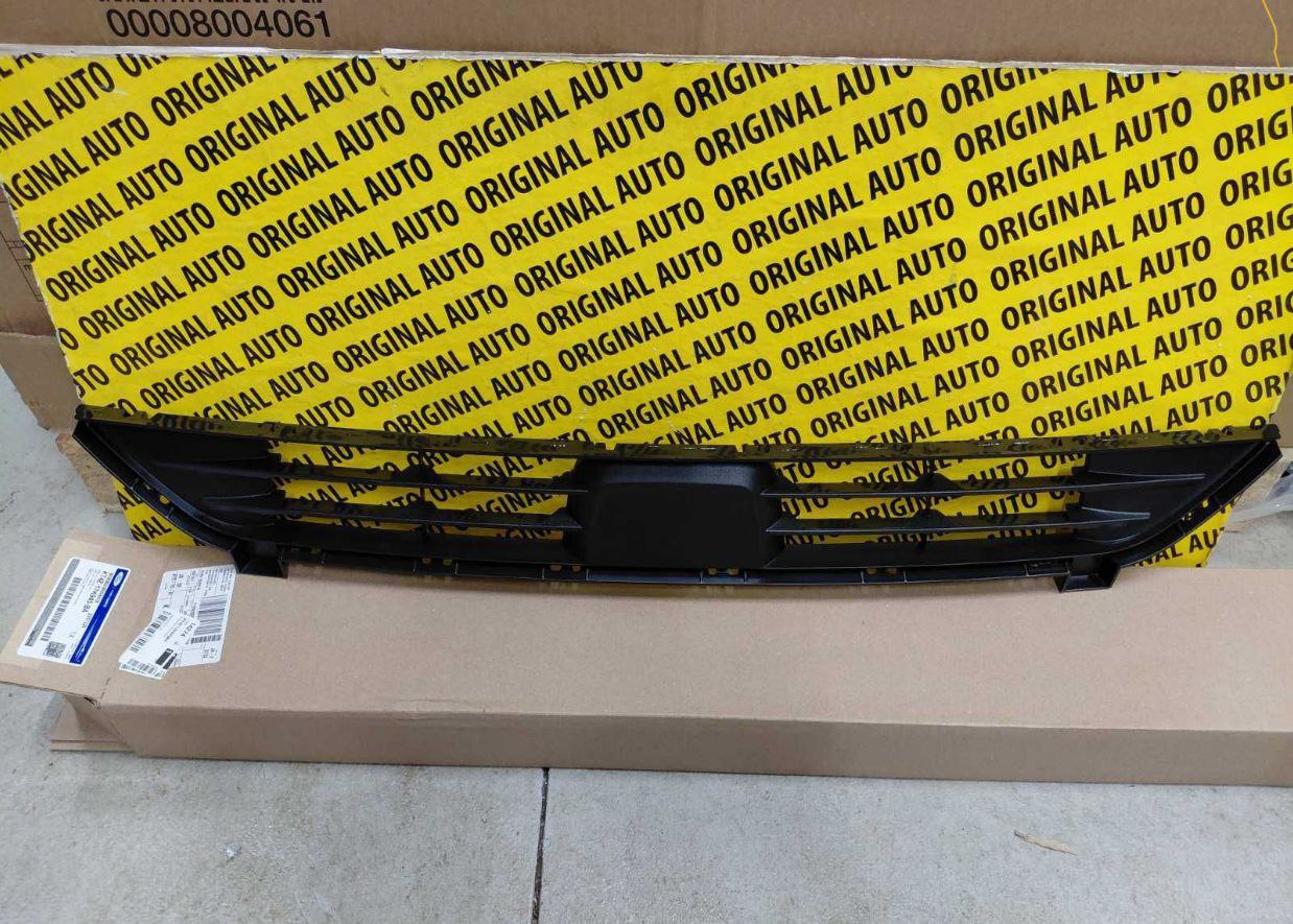 нижня решітка переднього бампера Ford Edge 2020 р. 