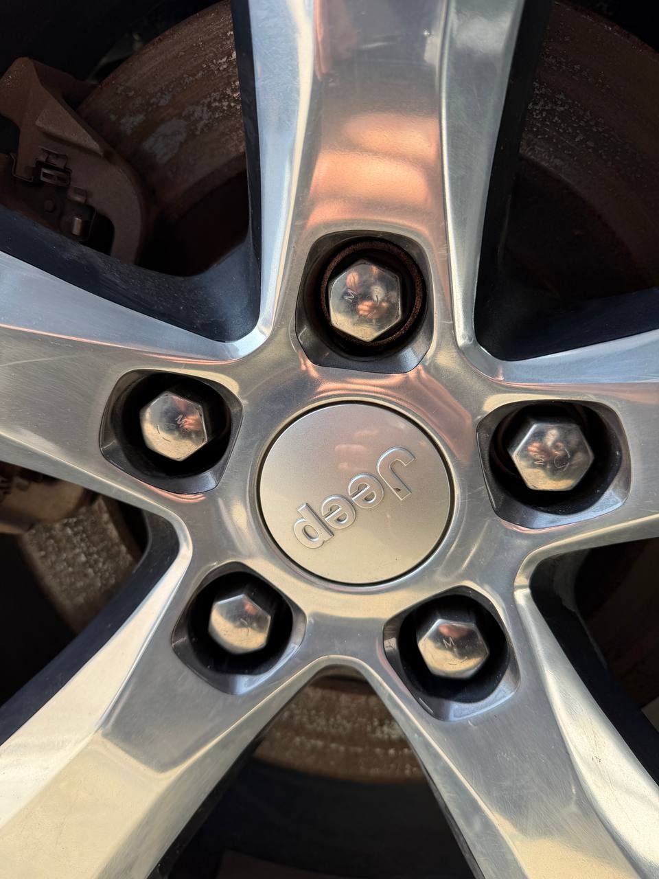 деталь із зображення Jeep Grand Cherokee 2022 р. 