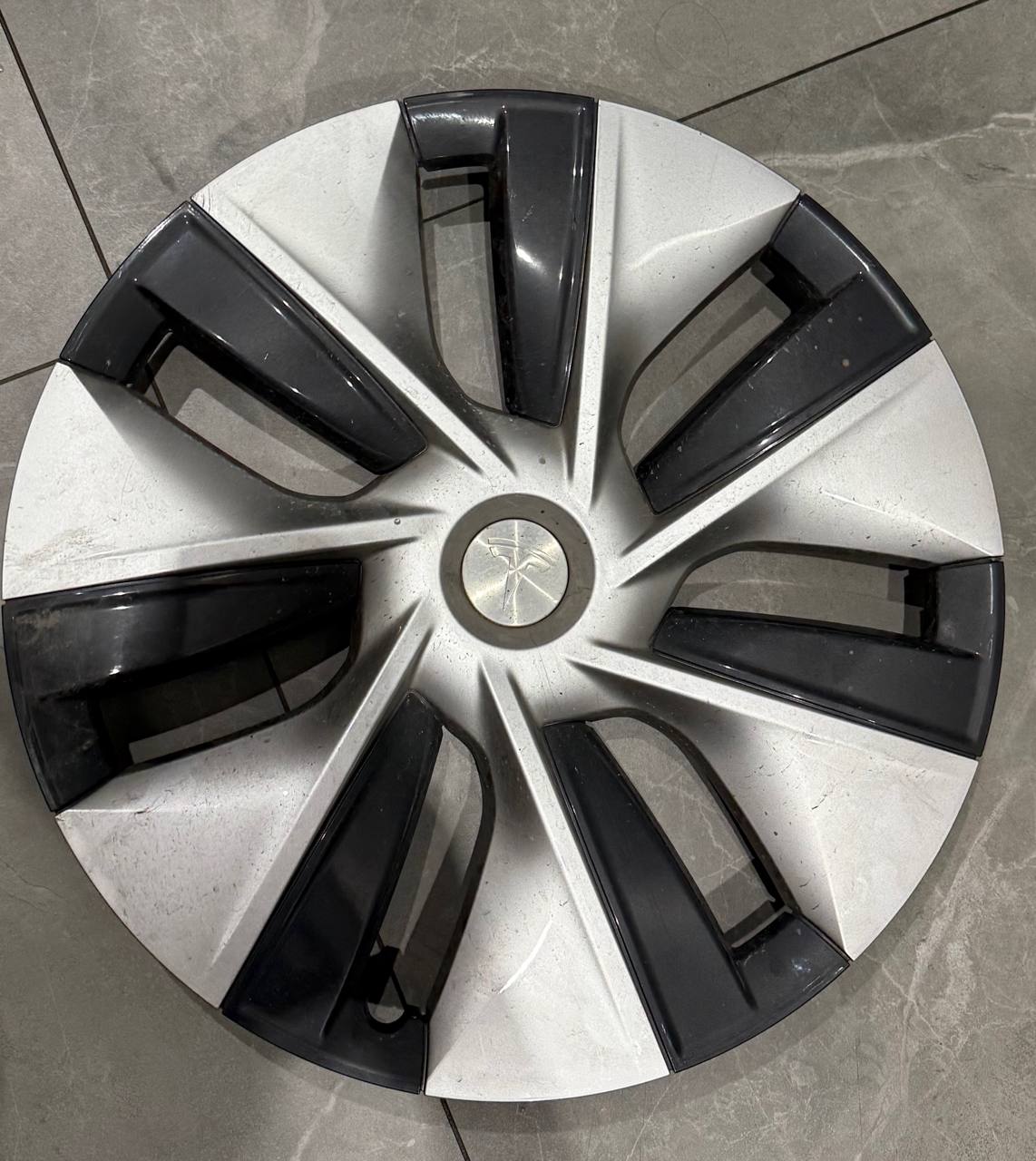 ковпак Tesla 