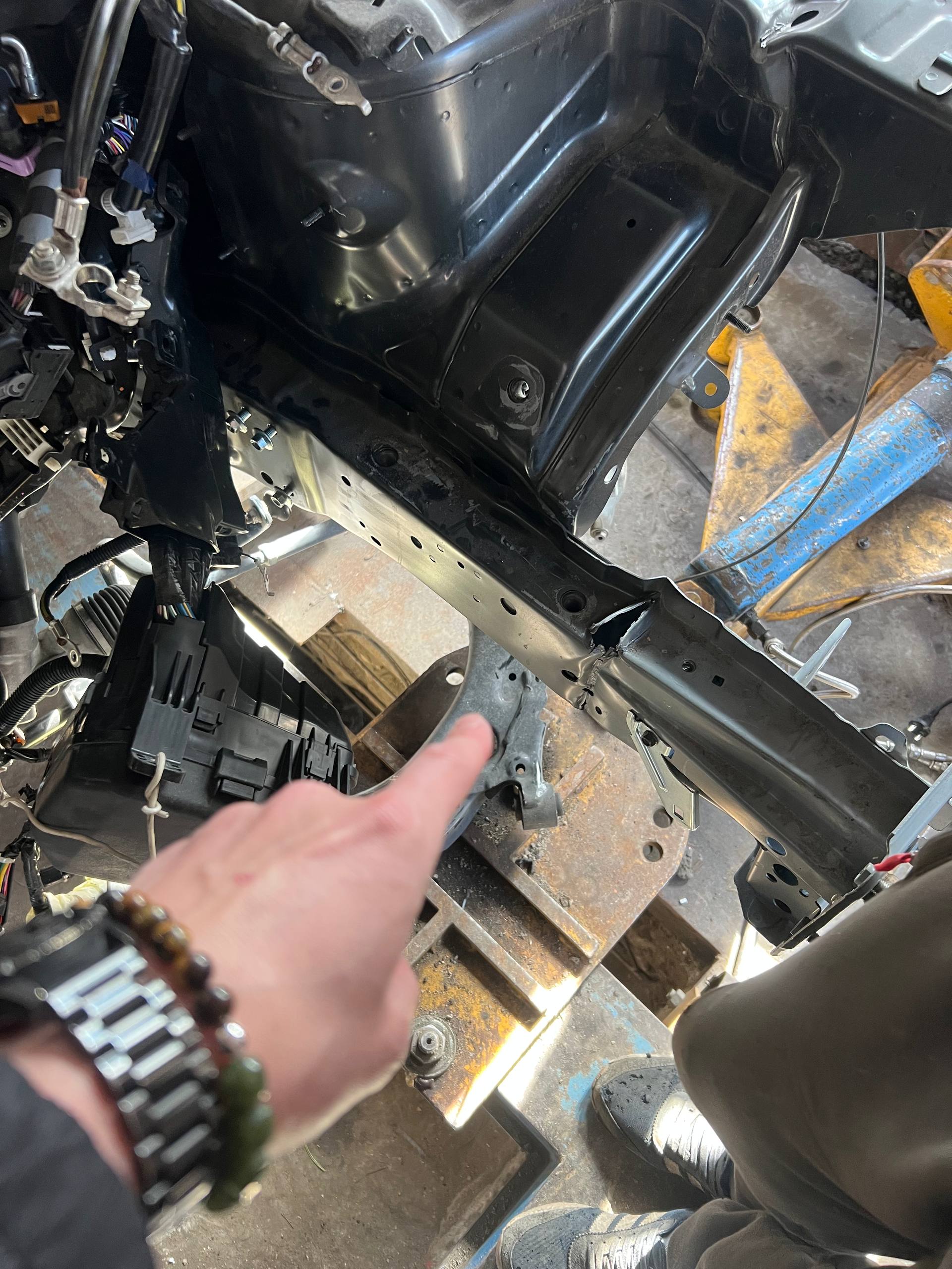 ланжерони Mazda 2022 р. 