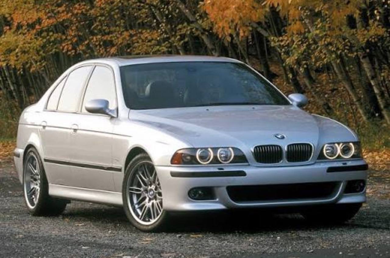Купити 540i BMW 