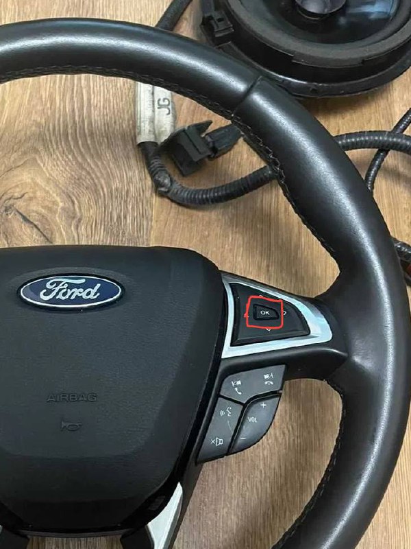 деталь із зображення Ford 