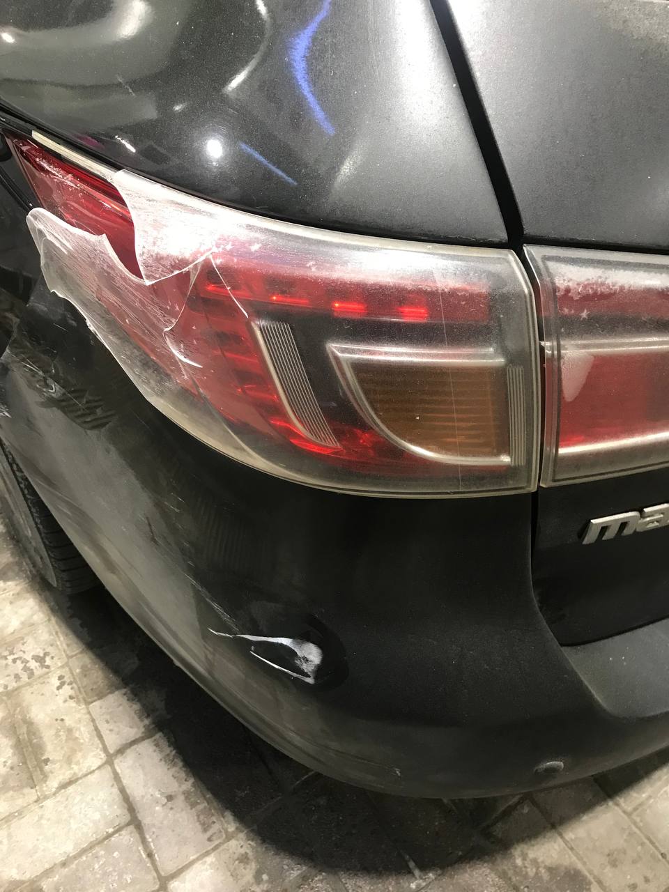 фонарь задній лівий Mazda 2008 р. 