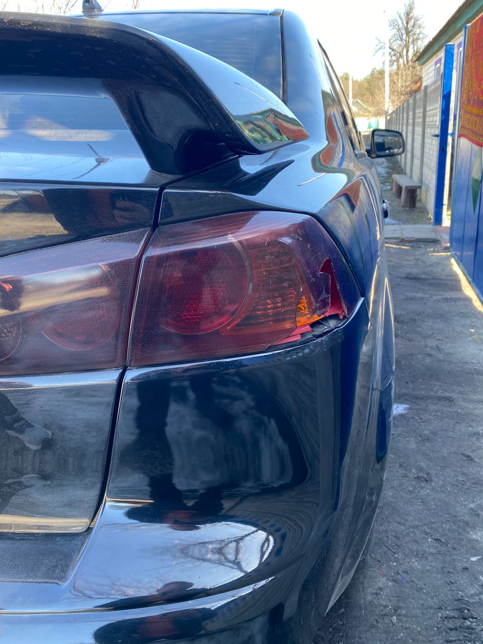 задня фара Mitsubishi 