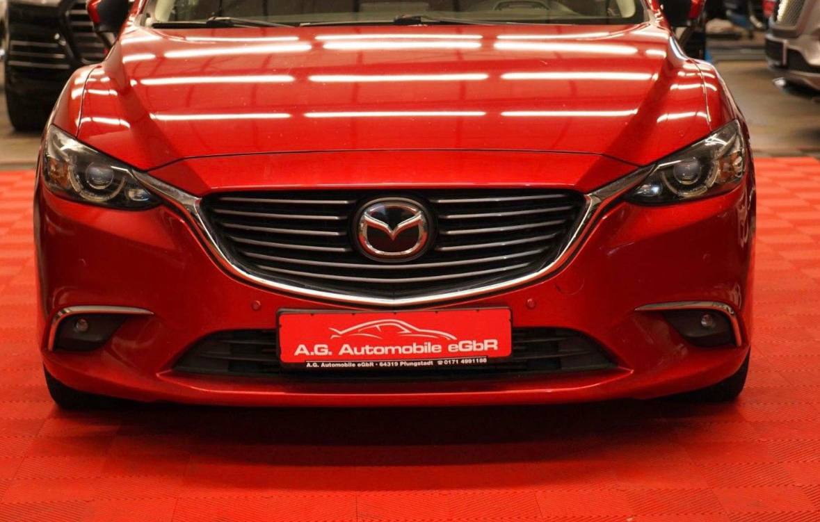 решетка Mazda 