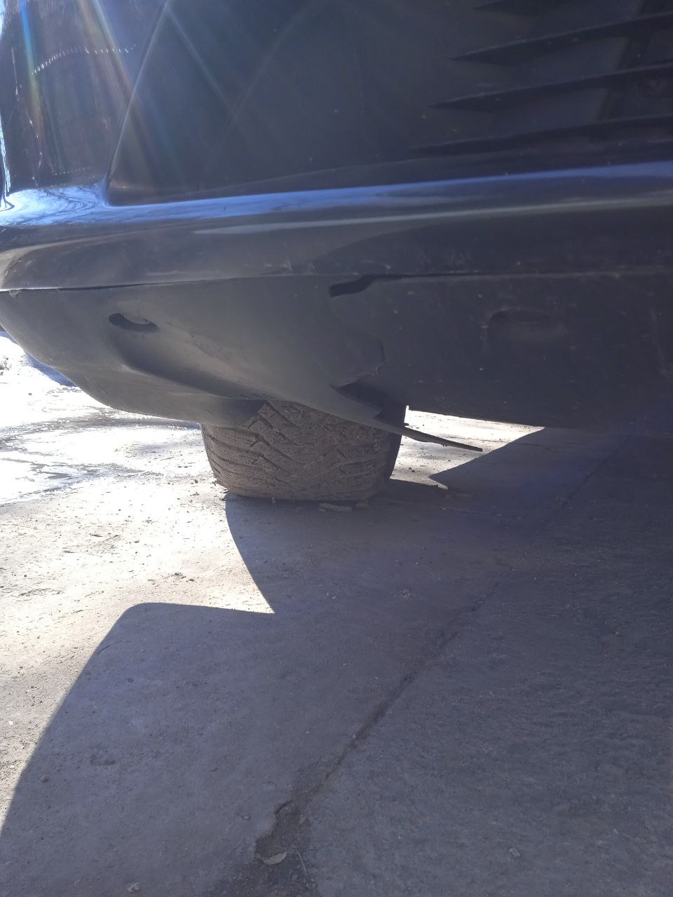 губа пер.бампера Tesla Model Y 2023 р. 