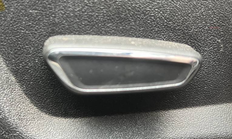 кнопка регулювання сидінь Ford Fusion 2014 р. 