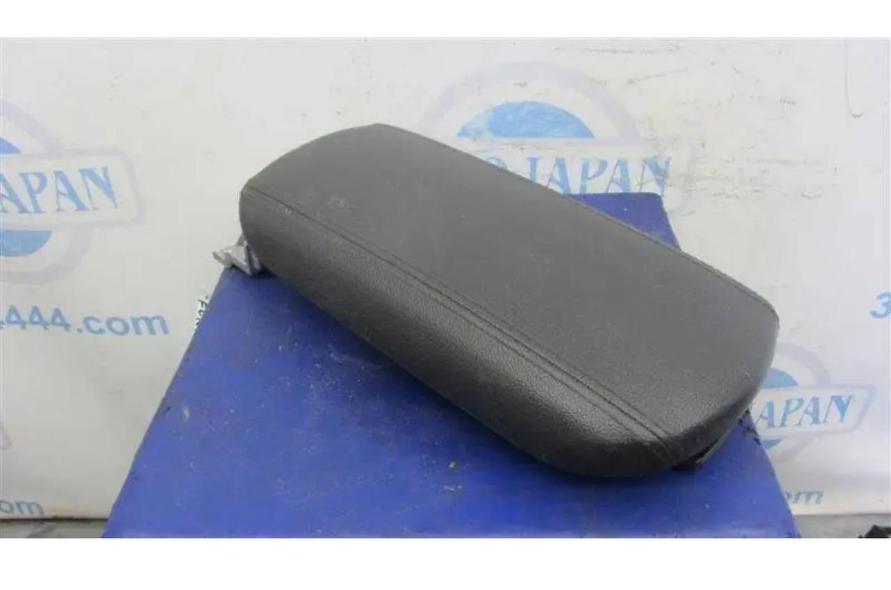 підлокітник Kia Forte 2016 р. 