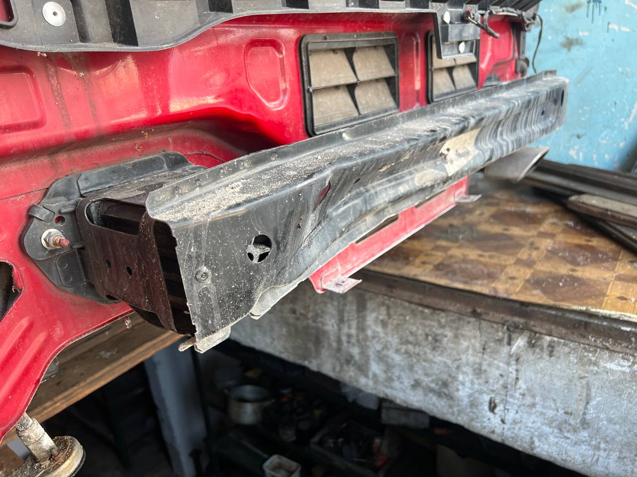 підсилювач заднього бампера Fiat 500X 