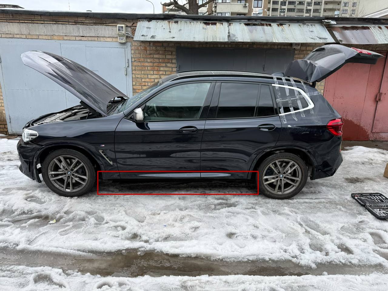 поріг лівий BMW 