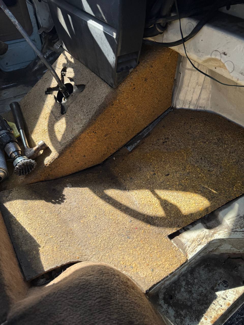 шумоізоляцію АЗЛК 