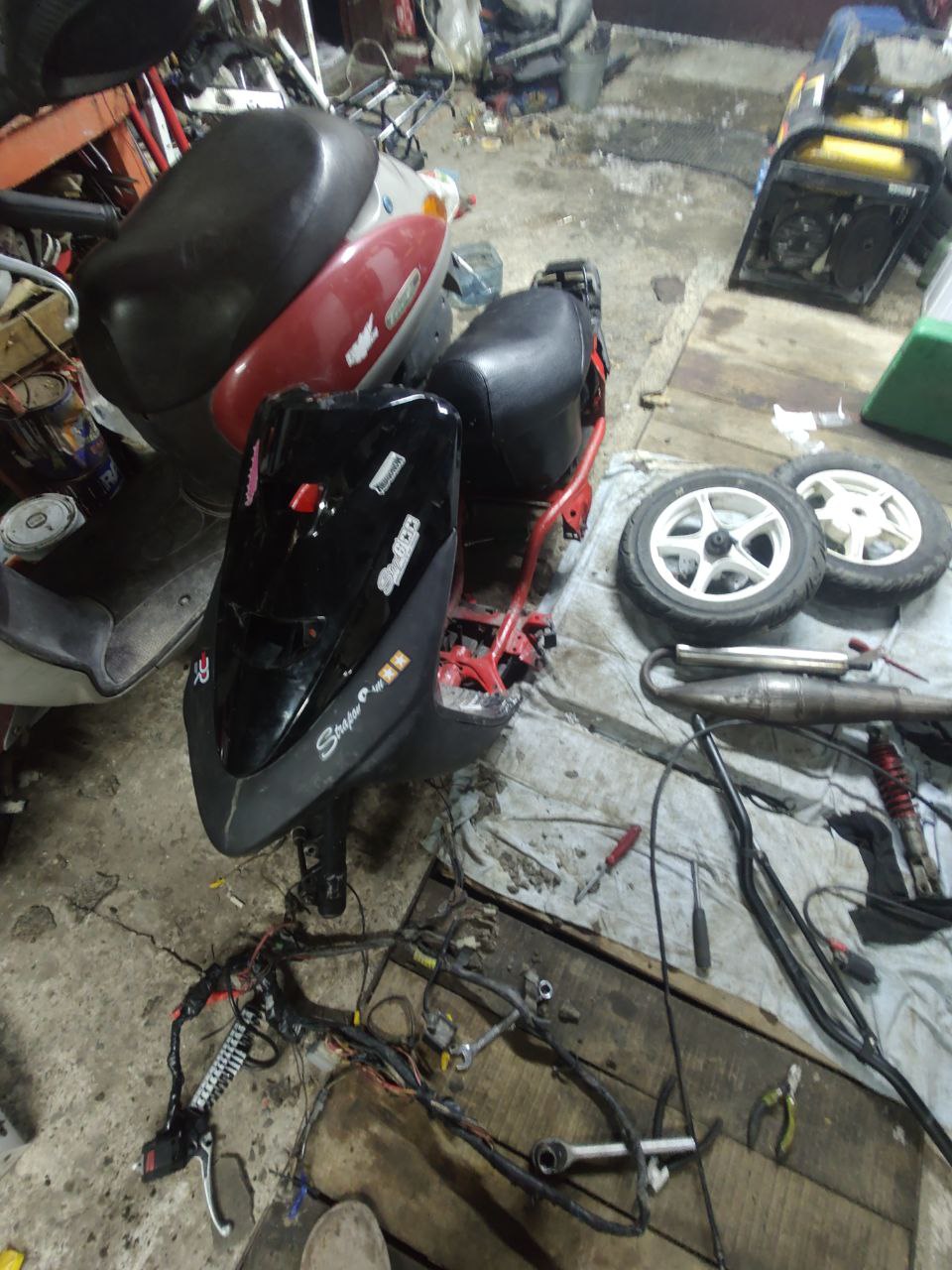 винос чорний короткий 