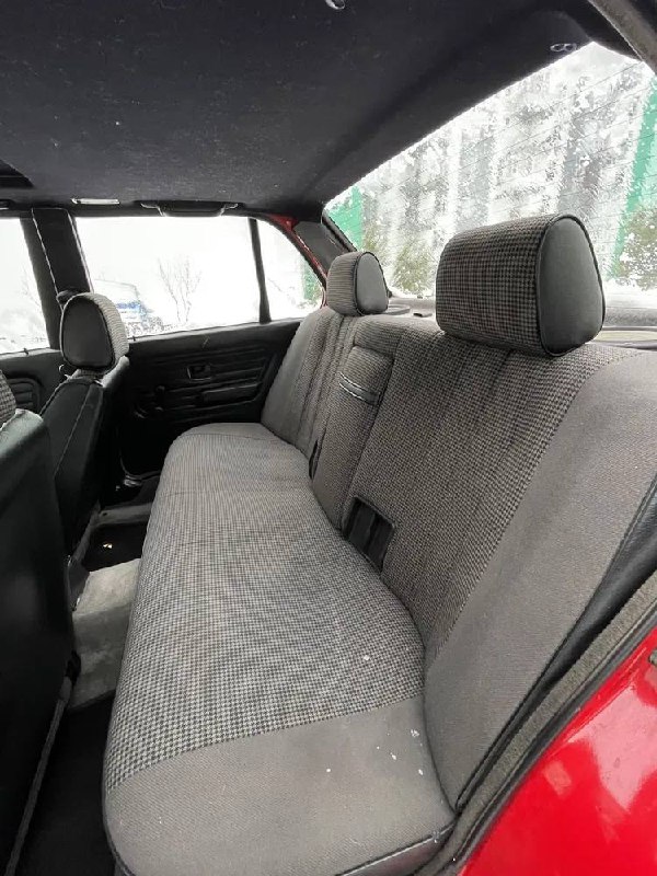 спинка дивану з підлокітником BMW 