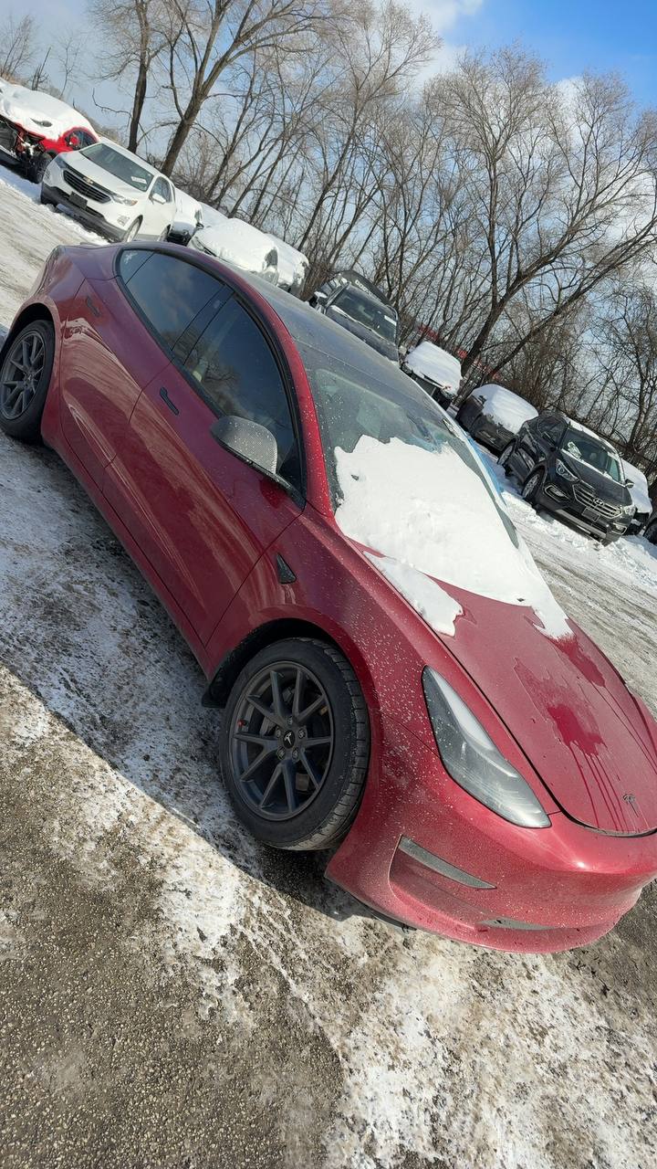 фара ліву Tesla 2022 р. 