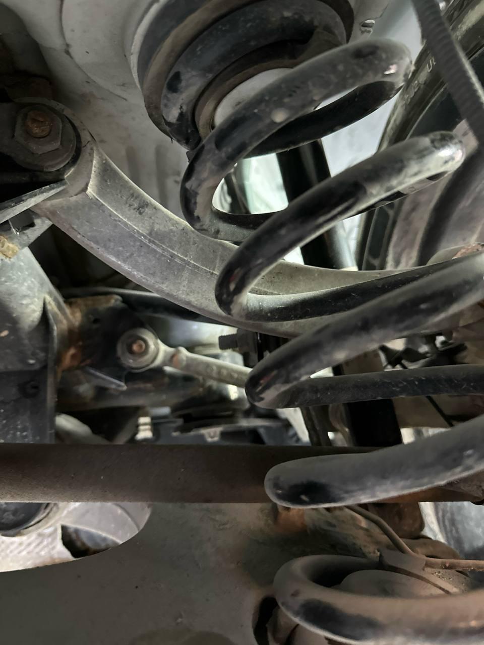 ричаг (півмісяць) Alfa Romeo Giulia 