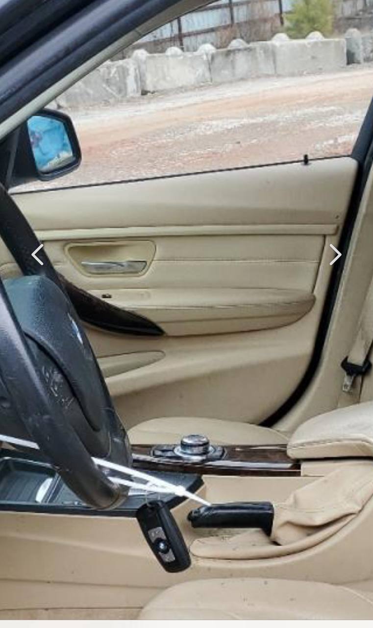 Купити деталь із зображення BMW 3 Series 