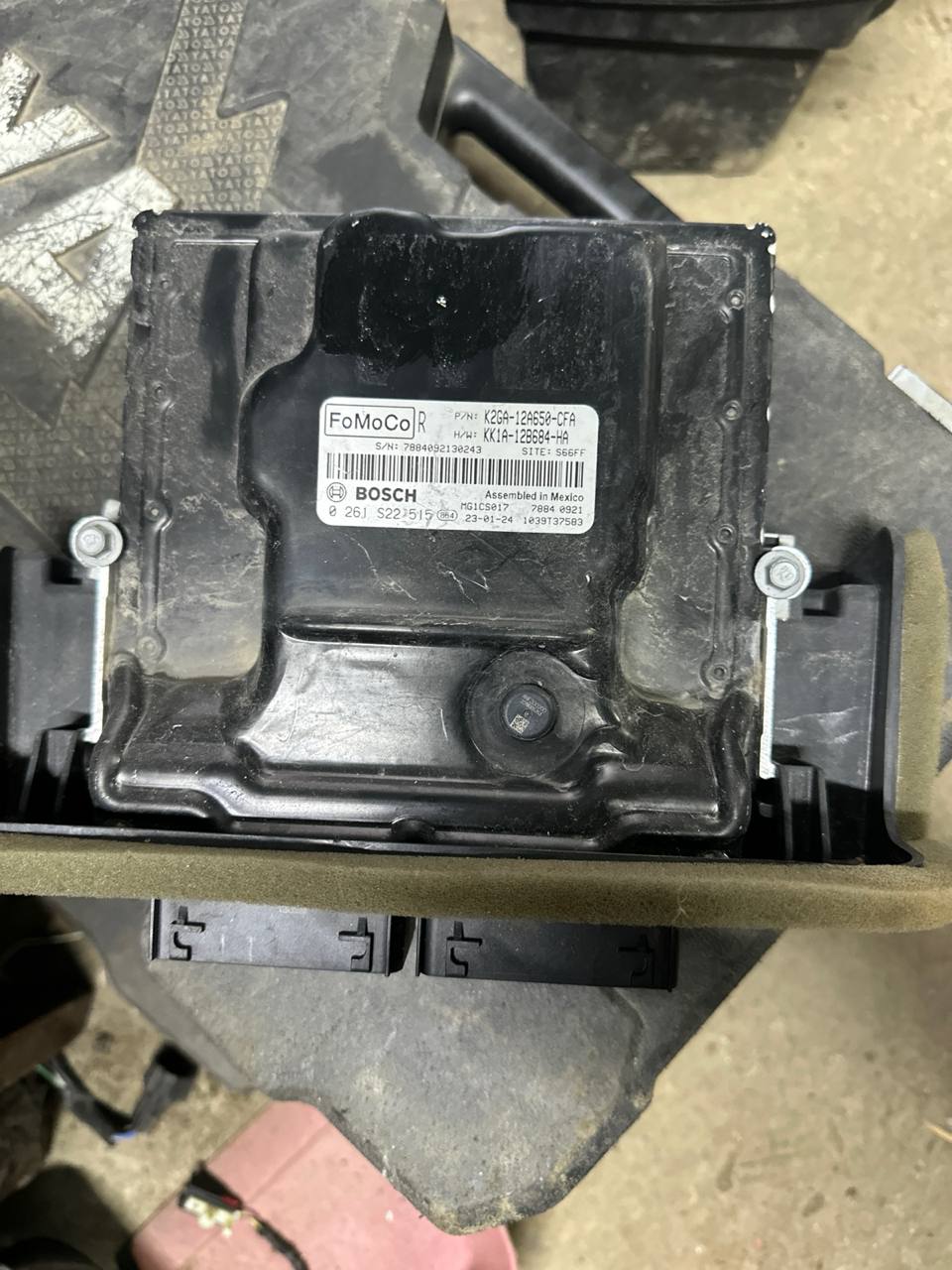 кронштейн двигуна Ford Edge 2022 р. 