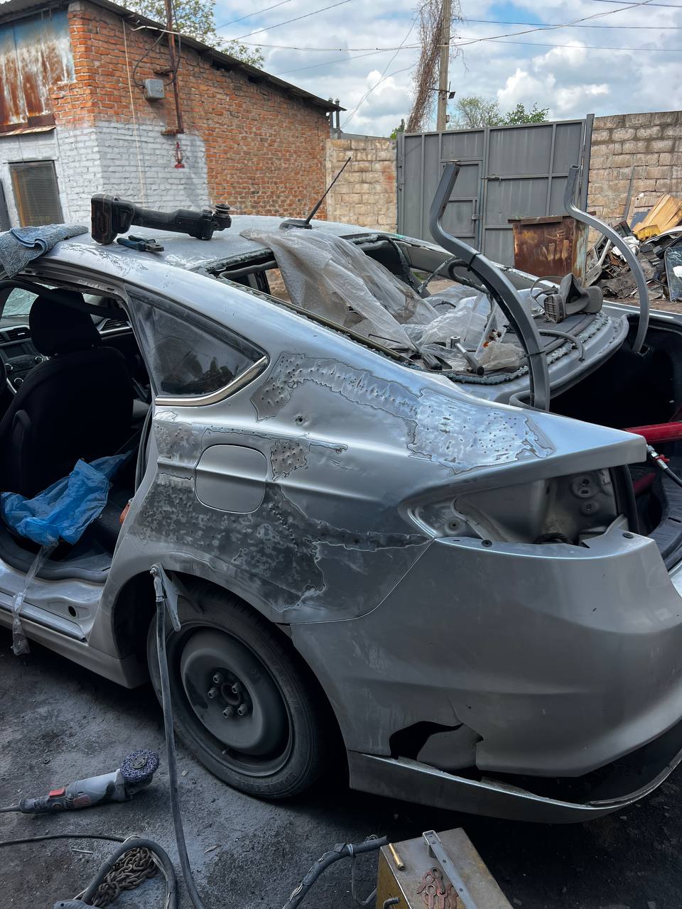 Купити форточка задня права Ford Fusion 