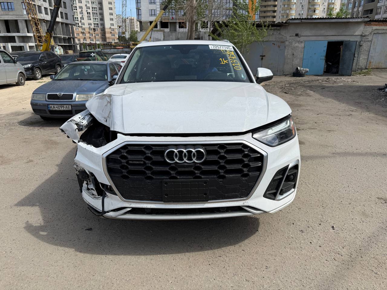 Купити передній бампер Audi Q5 S-Line (рест.) 