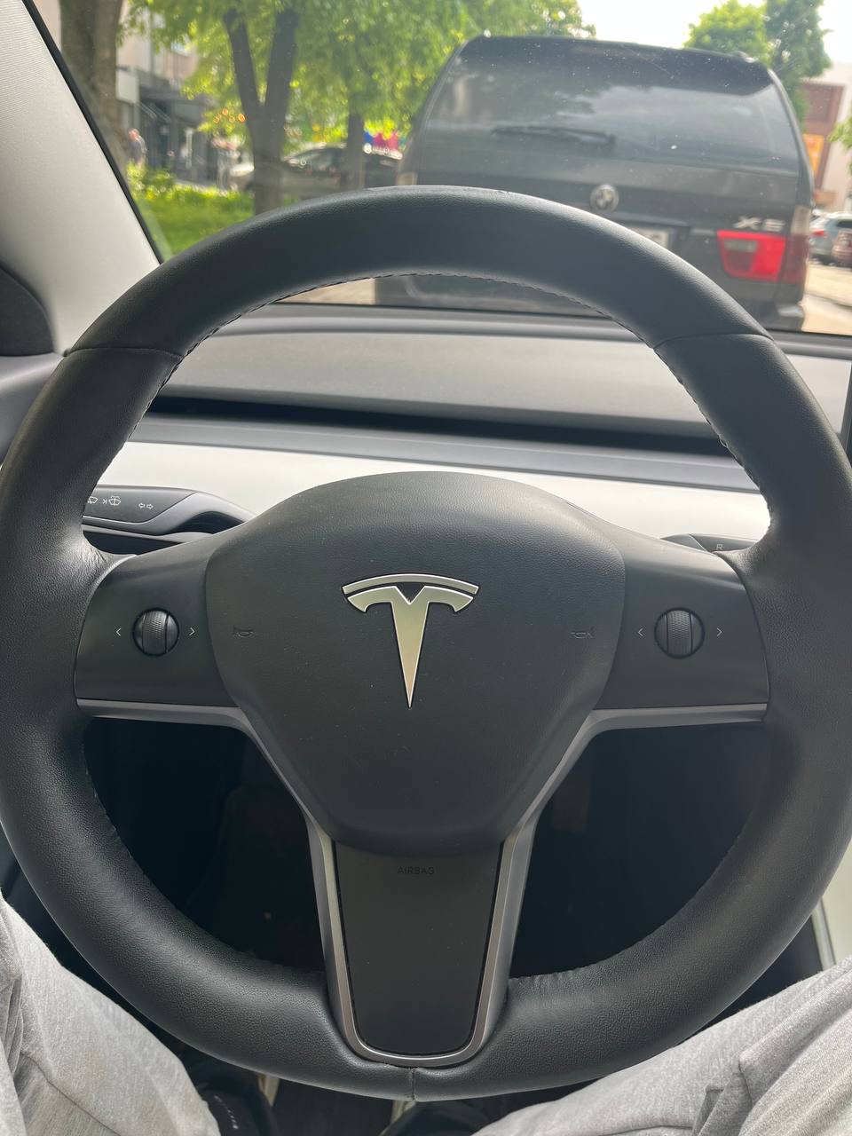 Купити руль Tesla Model 3 2019 р. 